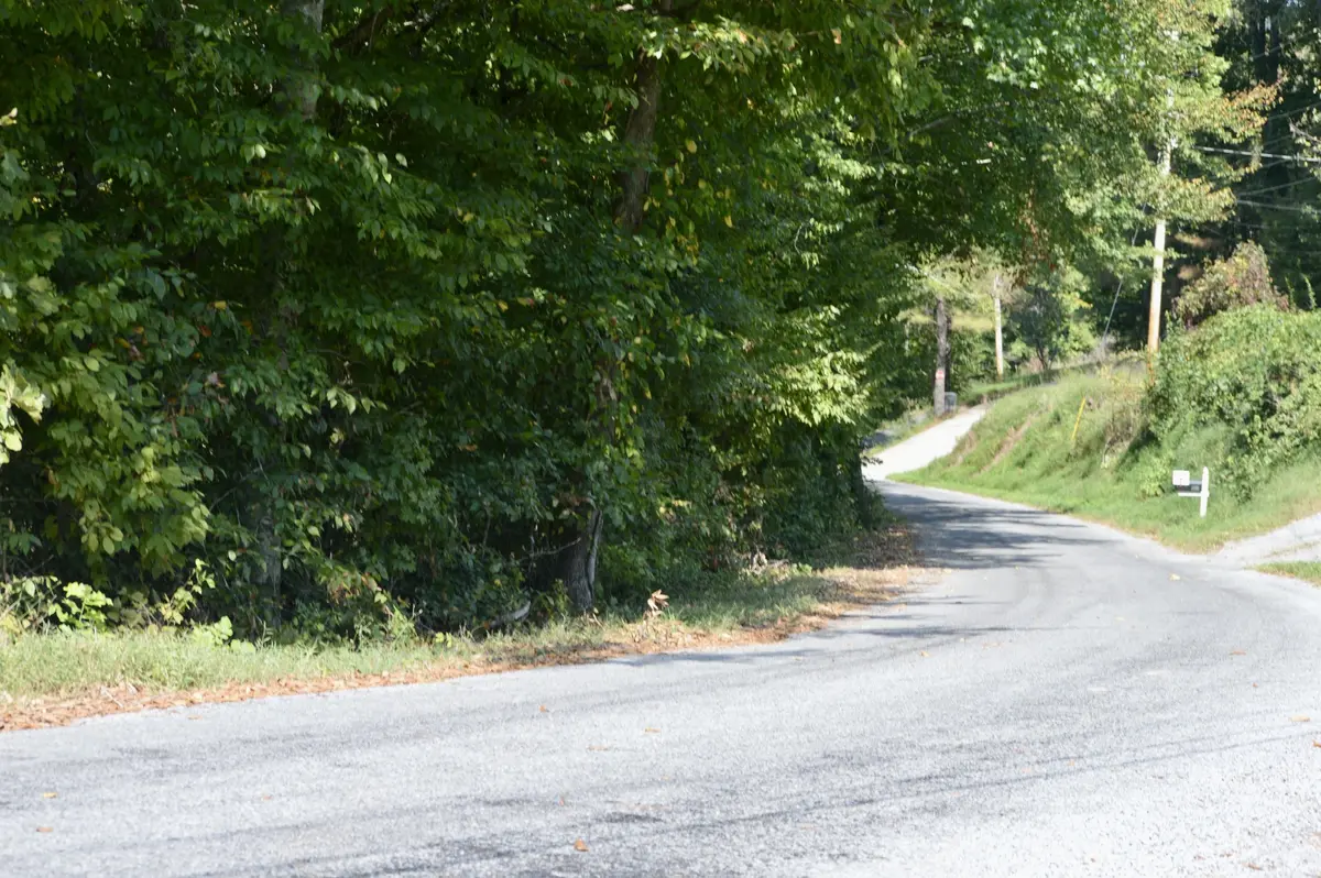 0 Mayes Rd, Kingston Springs, TN 37082