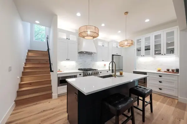 1004-3 Morrow ST, Austin, TX 78757