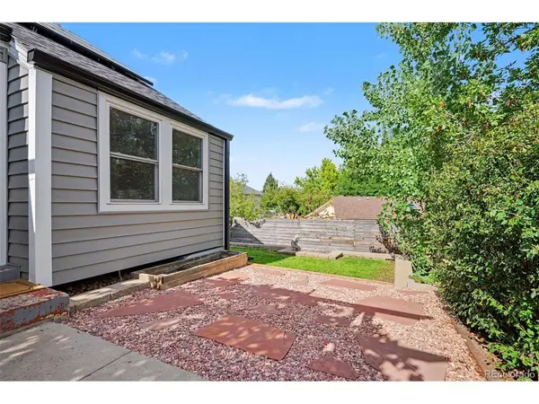 9647 W Elmhurst, Littleton, CO 80128