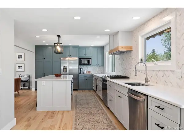22 Foothill Ash, Littleton, CO 80127