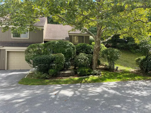 558 Heritage Hills DR #B, Somers, NY 10589