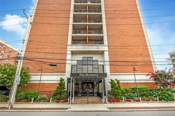 230 W Broadway #609, Long Beach, NY 11561