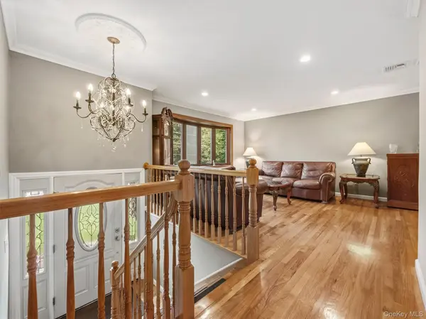 14 Karl CT, Congers, NY 10920