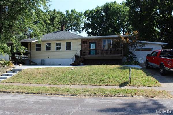 9428 Tennyson AVE, Overland, MO 63114