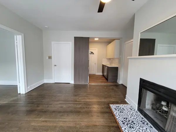 641 W ROSCOE ST #V3, Chicago, IL 60657