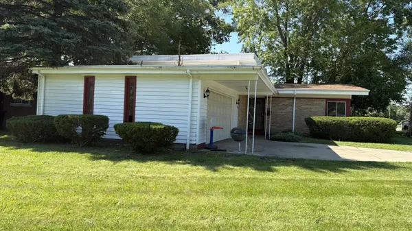 7010 Ash PL, Gary, IN 46403