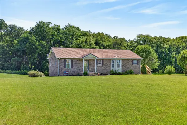 6702 Highway 41 #N, Cedar Hill, TN 37032