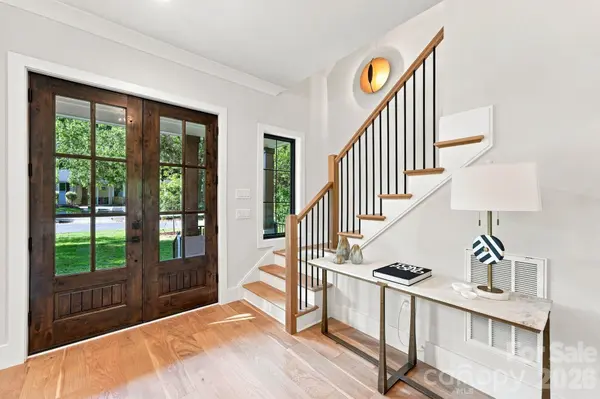 4647 General Pershing DR, Charlotte, NC 28209