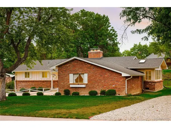 2285 W Davies, Littleton, CO 80120