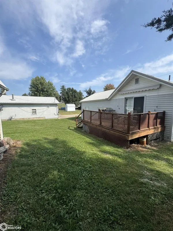 609 Lake RD, Ottumwa, IA 52501