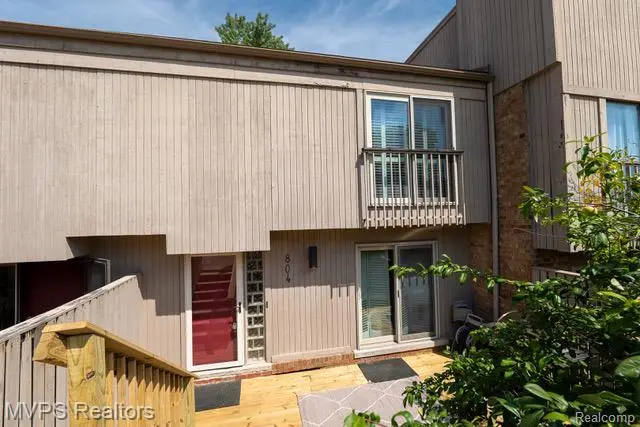 804 S Oak Brook Ridge DR #149, Rochester Hills, MI 48307