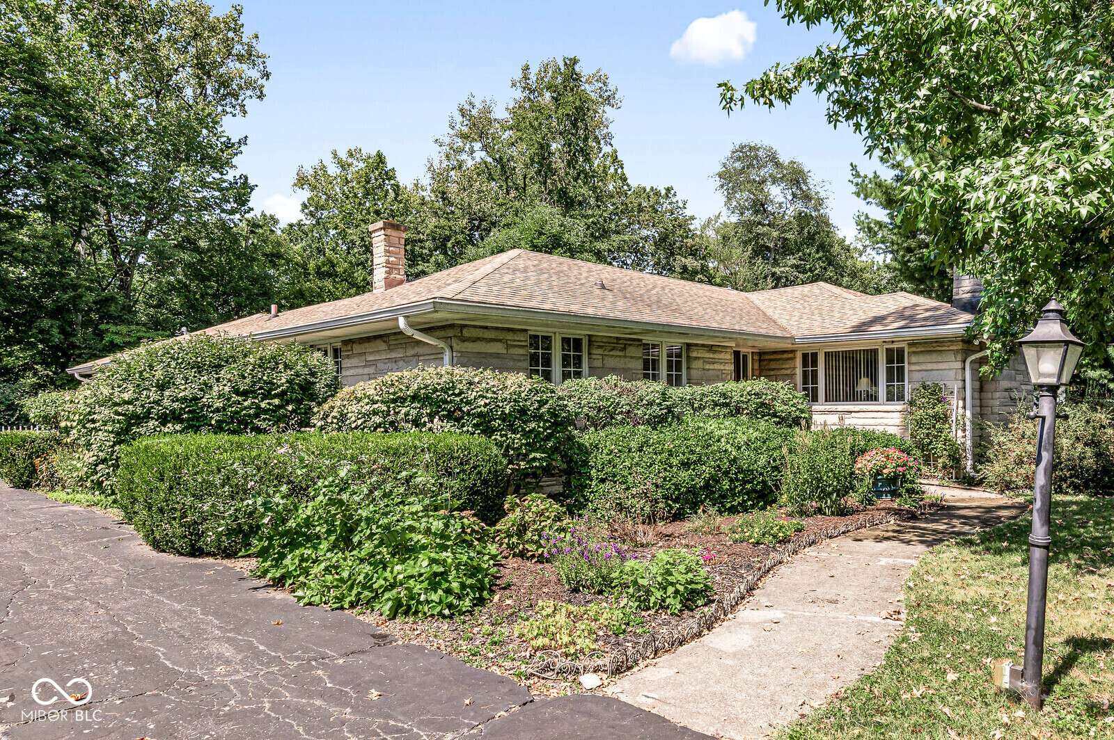7844 Windcombe, Indianapolis, IN 46240
