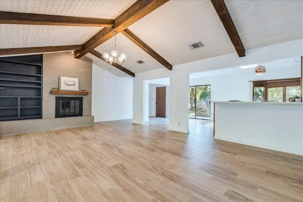 904 Willow Creek CIR, San Marcos, TX 78666