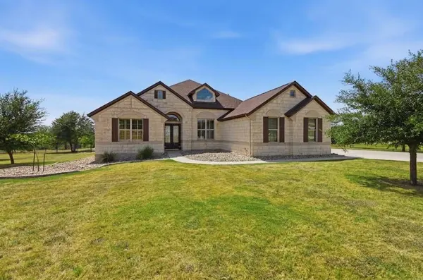290 Honey Locust CT, Driftwood, TX 78619