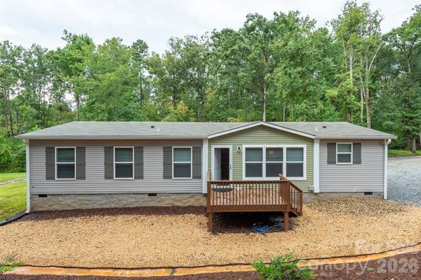 346 Tricycle Hill LN, Tryon, NC 28782