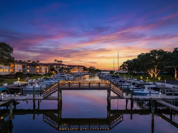 1805 MARINER DR #51, Tarpon Springs, FL 34689