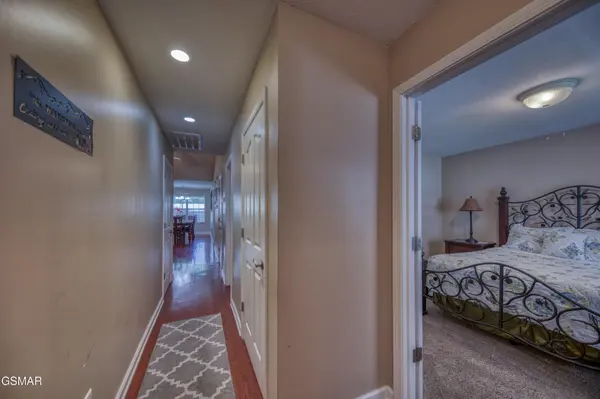 332 Meriwether Way, Pigeon Forge, TN 37863