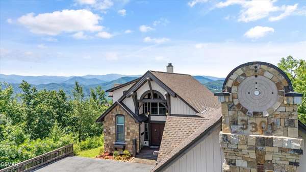 3301 Summit Trails Drive, Sevierville, TN 37862