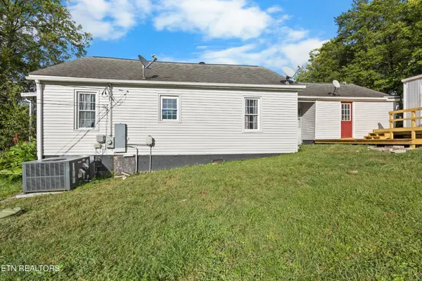 4854 Co Op Rd, Rockford, TN 37853