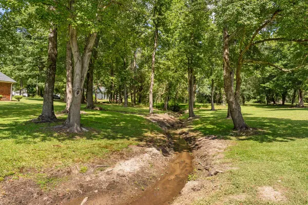 1242 John Dodd RD, Spartanburg, SC 29303
