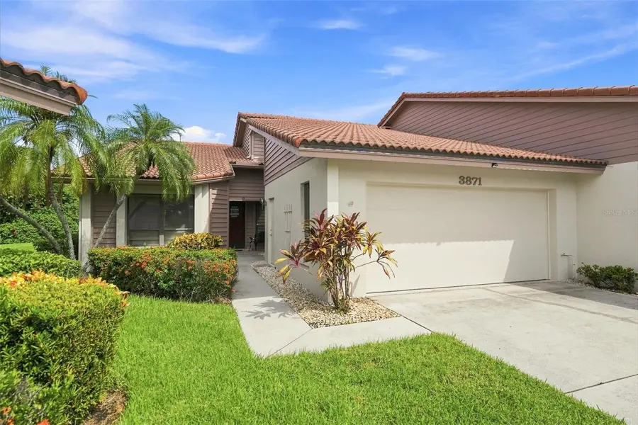 3871 WILSHIRE CIR W #119, Sarasota, FL 34238