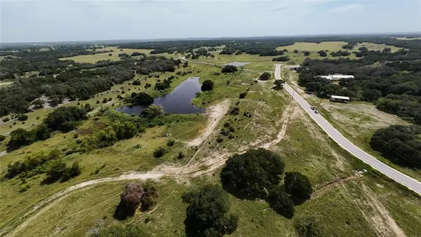 Lot 103 Crossvine RD, Lampasas, TX 76550
