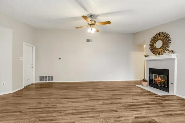 13001 Garfield LN, Austin, TX 78727
