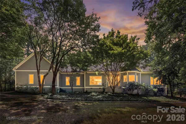 1 Brigadoon LN, Waxhaw, NC 28173