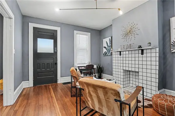 3009 Oak ST, Kansas City, MO 64108
