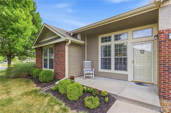 18497 W 156th TER #3601, Olathe, KS 66062