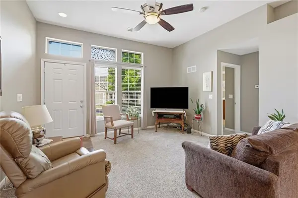 18497 W 156th TER #3601, Olathe, KS 66062