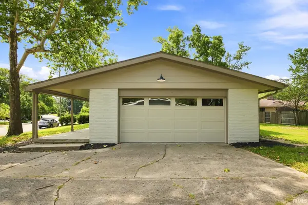 1941 Indian Trail DR, West Lafayette, IN 47906