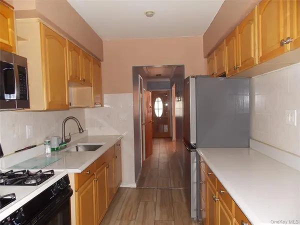 2927 Throop AVE, Bronx, NY 10469