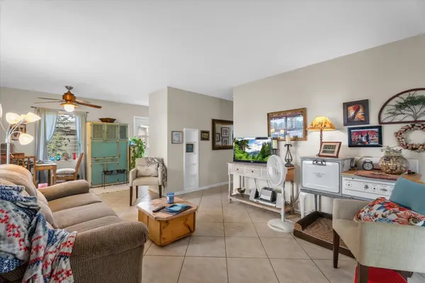 8392 MAUREEN AVE, North Port, FL 34287