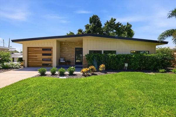 1706 LIVINGSTONE ST, Sarasota, FL 34231