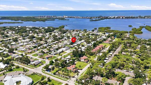 1706 LIVINGSTONE ST, Sarasota, FL 34231