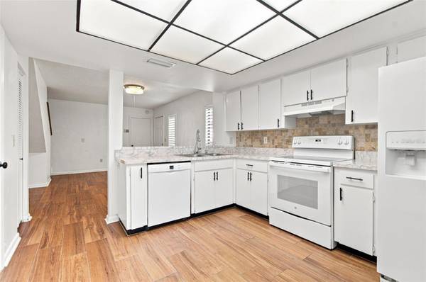 5123 NORTHDALE BLVD, Tampa, FL, 33624 photo 6