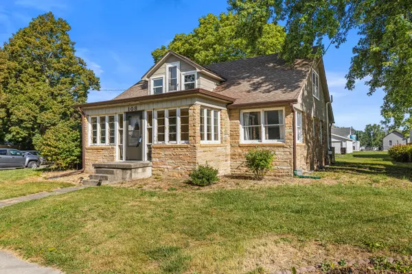 108 W Sangamon ST, Fisher, IL 61843