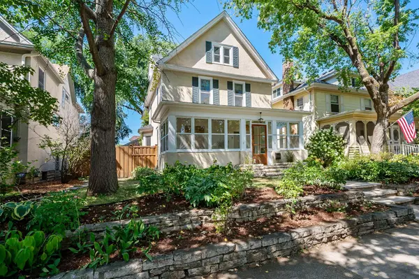 3220 Humboldt AVE S, Minneapolis, MN 55408