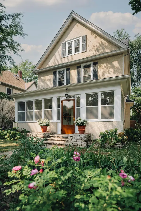 3220 Humboldt AVE S, Minneapolis, MN 55408