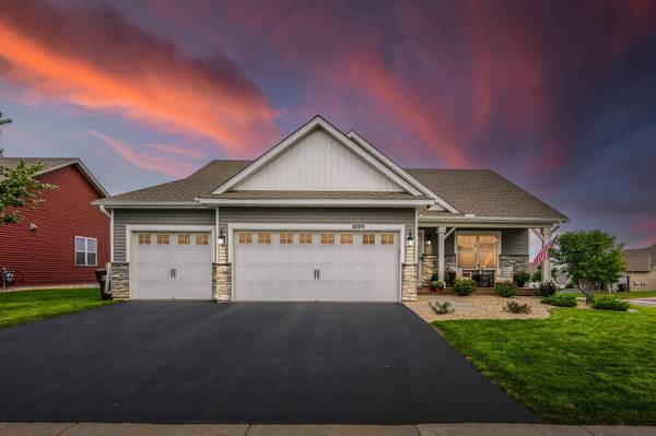 6199 Jasmine Bay S, Cottage Grove, MN 55016