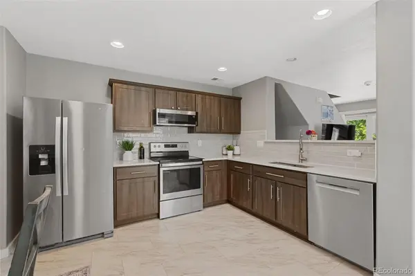 882 Mockingbird LN, Brighton, CO 80601
