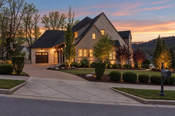 6453 Penrose Dr, Brentwood, TN 37027