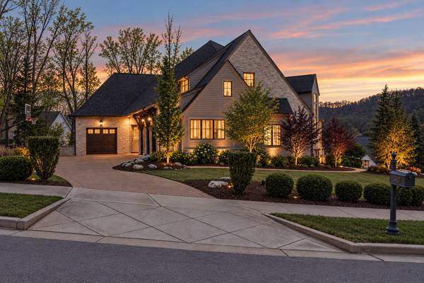6453 Penrose Dr, Brentwood, TN 37027