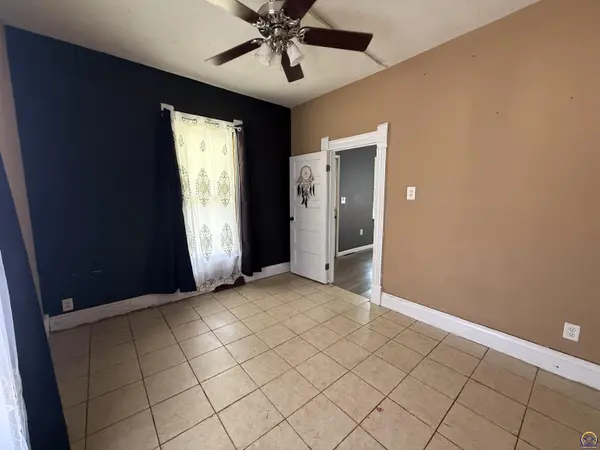 207 S Congress St, Emporia, KS 66865