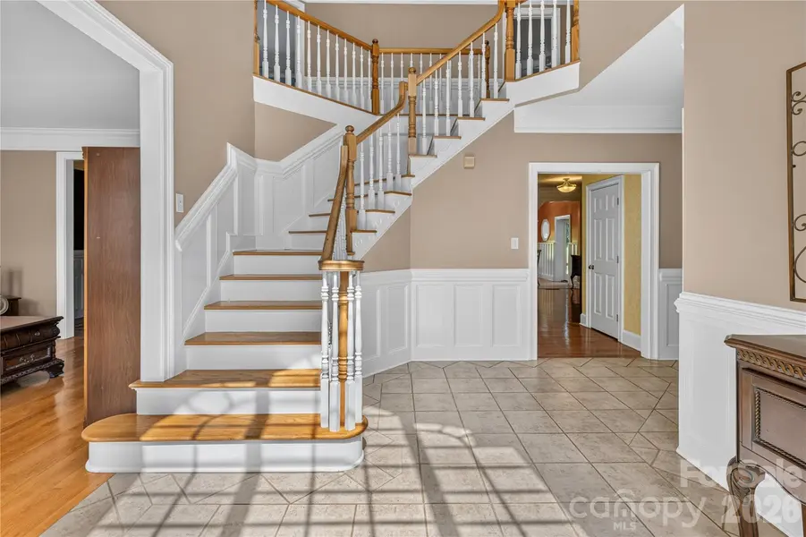 6041 Bluebird Hill LN, Matthews, NC 28104