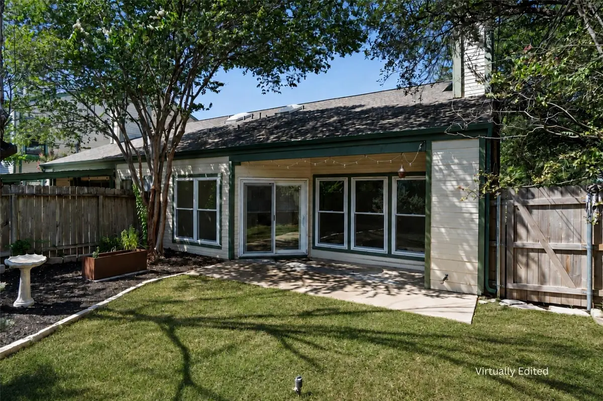 6501 Columbia Oaks CT #10, Austin, TX 78759