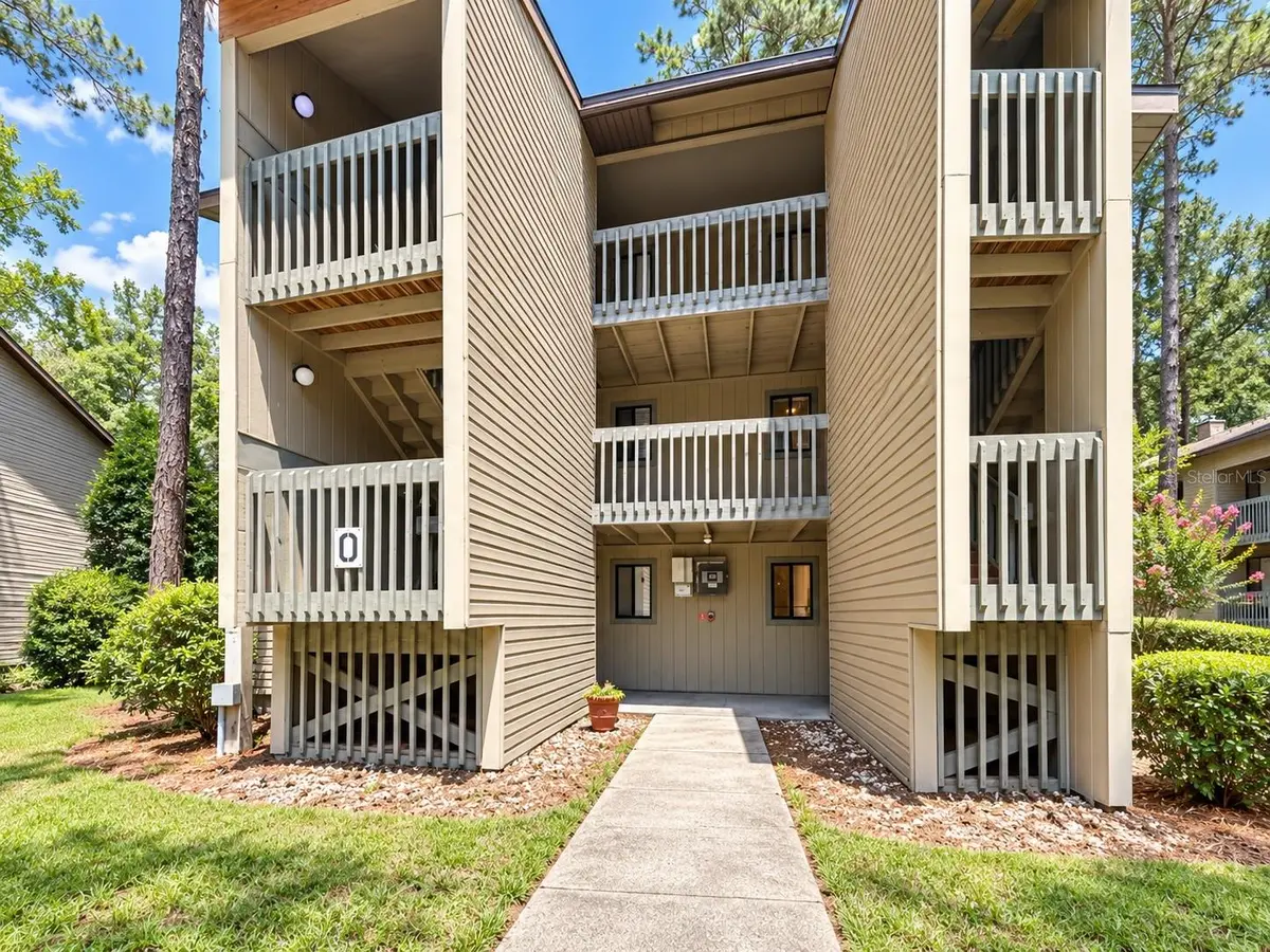 111 SE 16TH AVE #O206, Gainesville, FL 32601