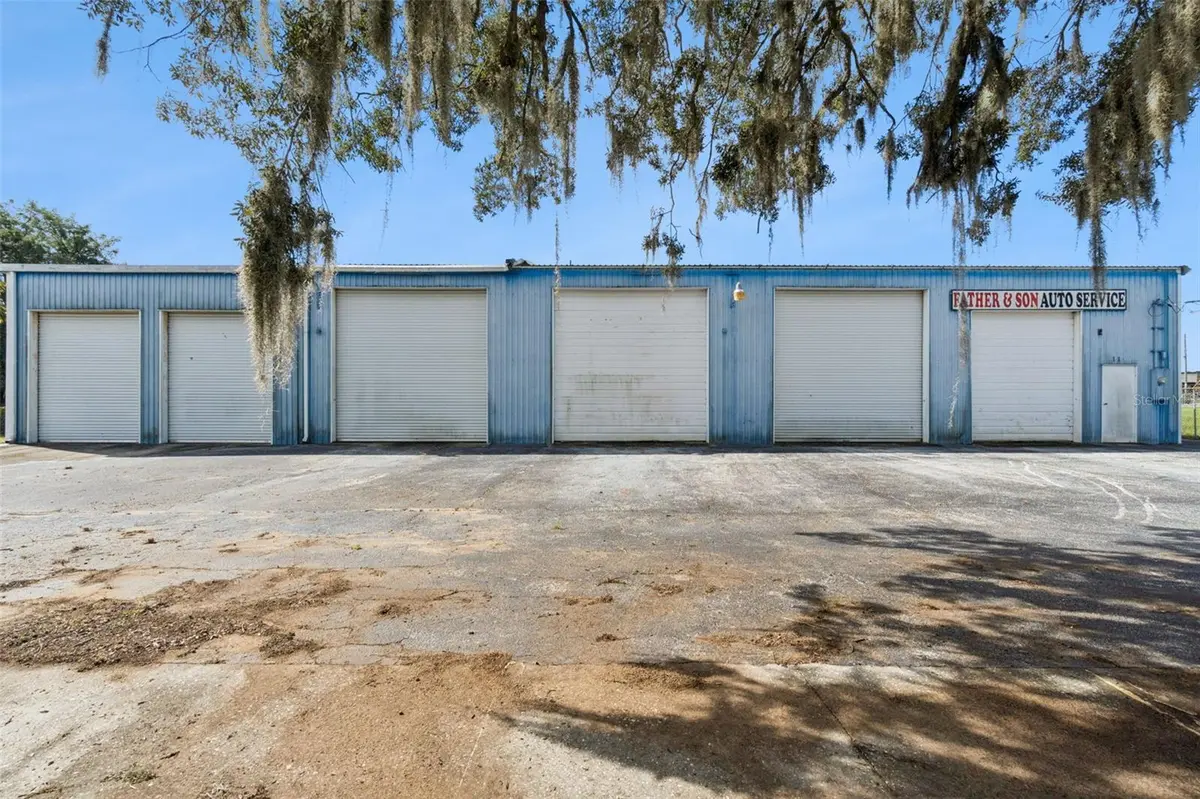 11 W MAGNOLIA ST, Davenport, FL 33837