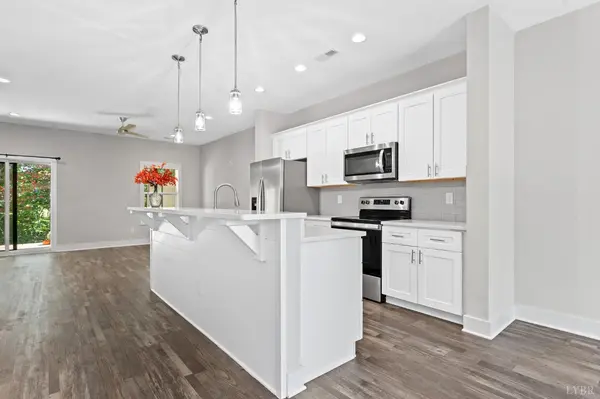 70 Zentry PL, Lynchburg, VA 24502